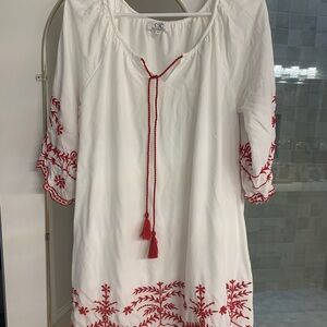 Chic Connection White Dress Maroon/Red Embroidered Size Large